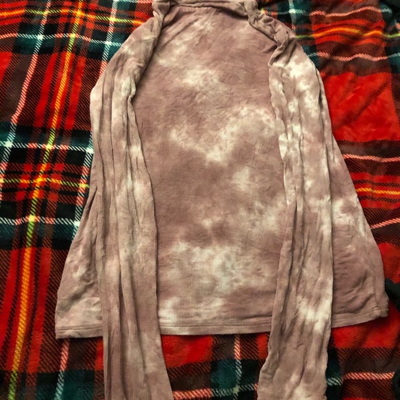 Turtle neck American eagle shirt - Picture 3 of 3